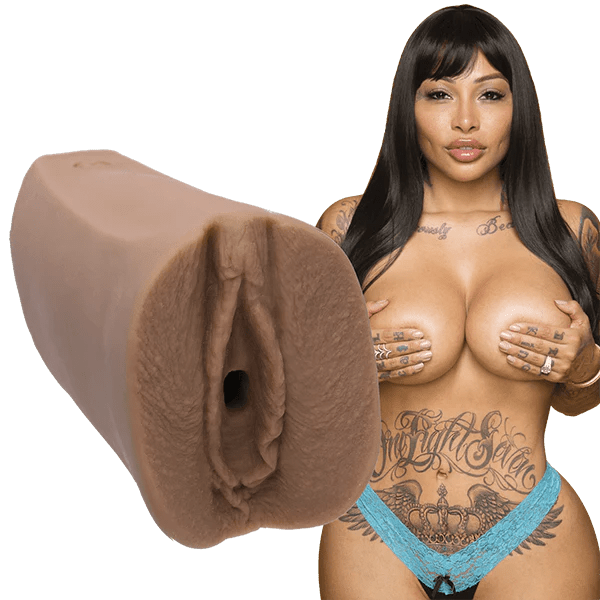 Girls of Social Media @Brittanya187 Pussy Tan Stroker light